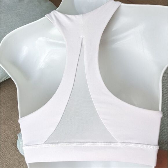 Lululemon Invigorate Bra Long Line size 6 B032 - Picture 4 of 6